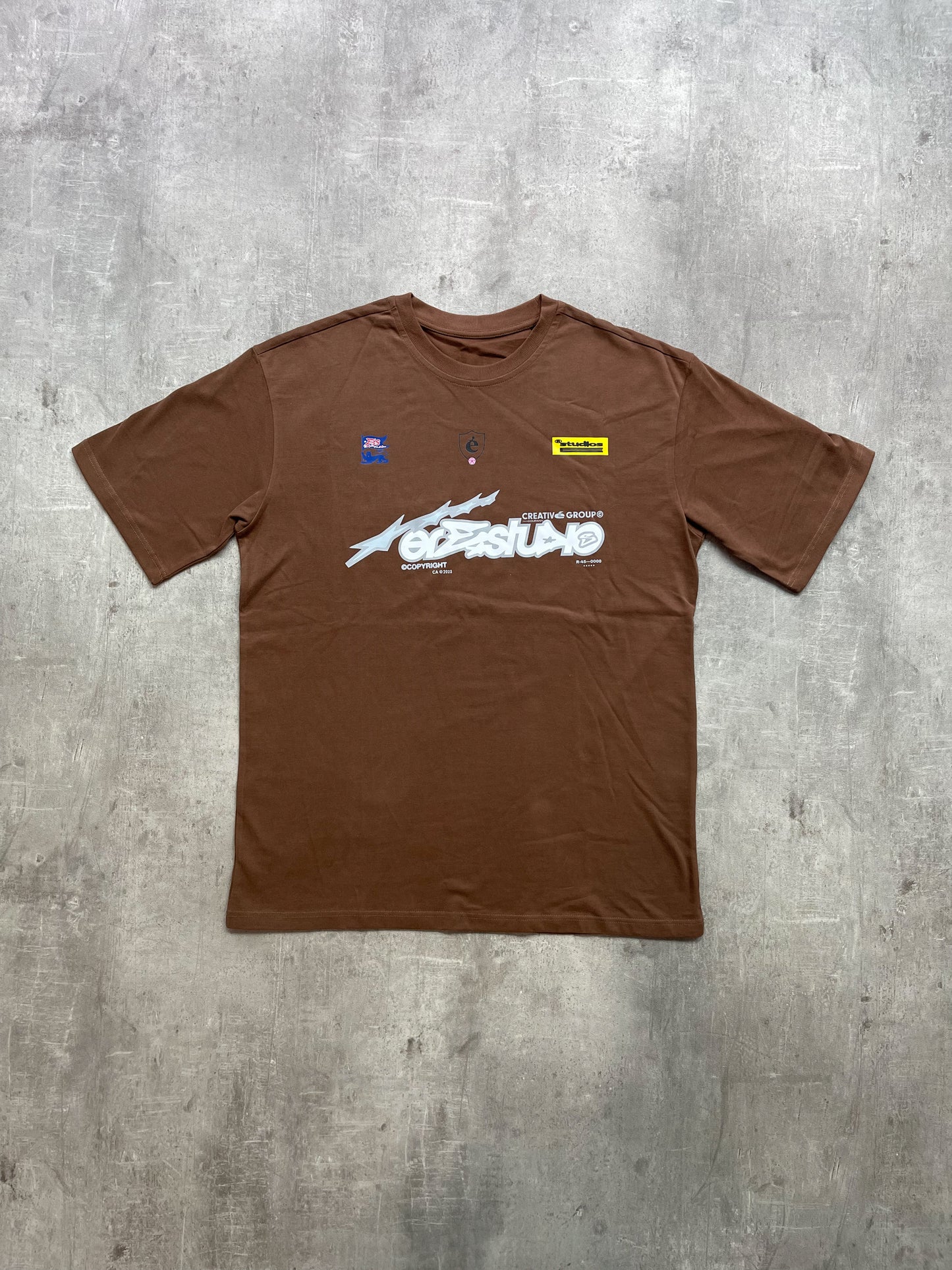 Ére Studios T-Shirt braun