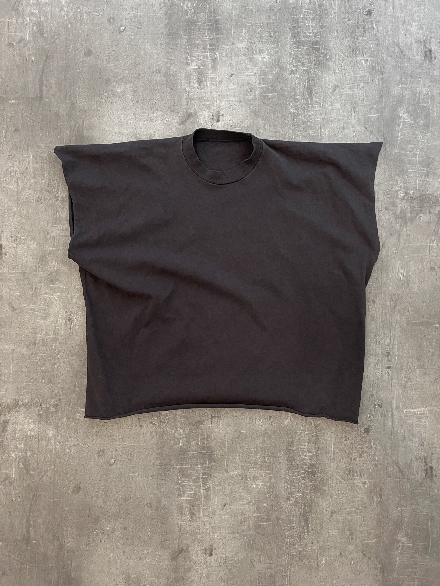 Vultures „1“ Sleeveless T-Shirt