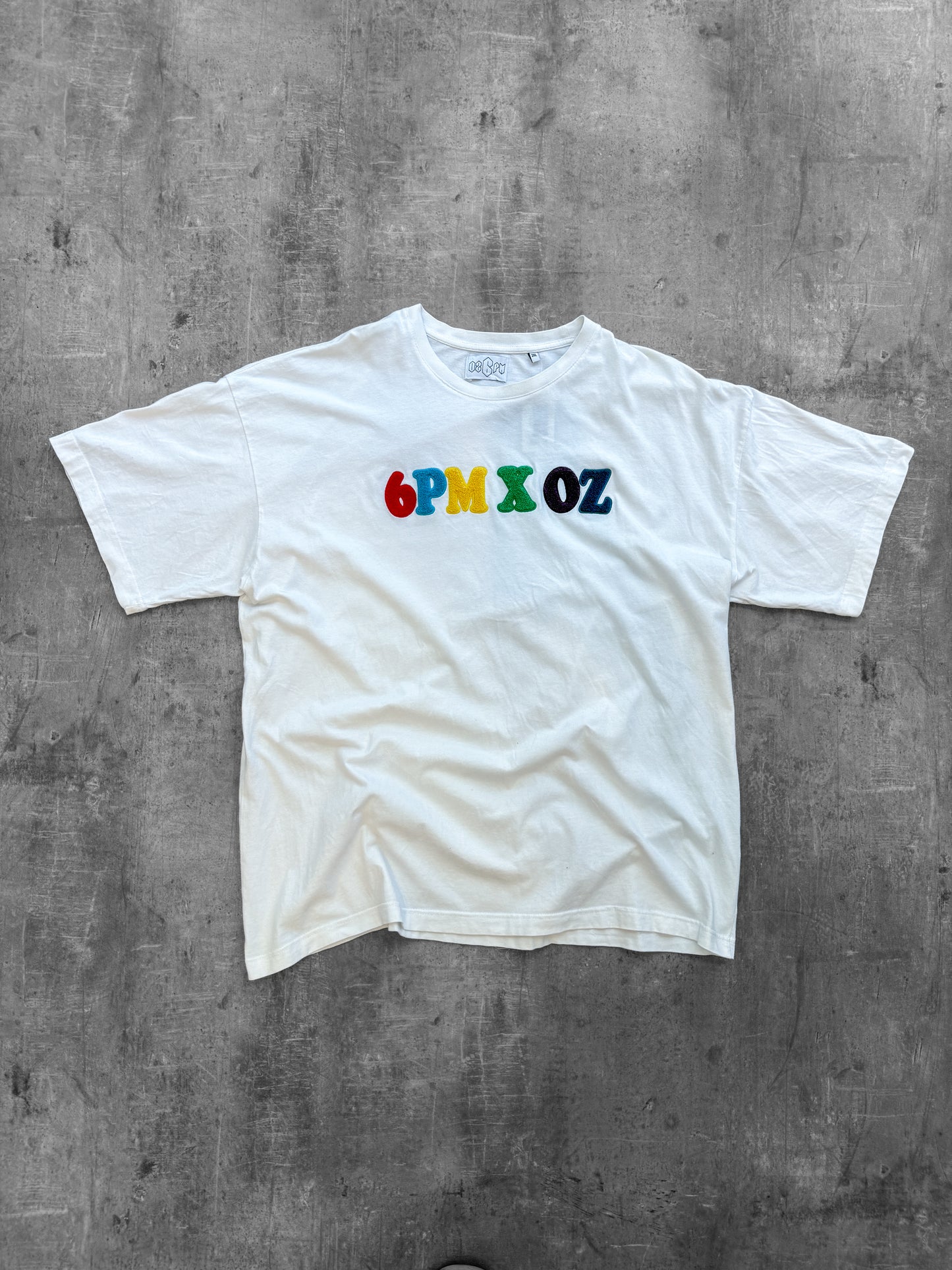 6pm x OZ Fluffy Logo T-Shirt white