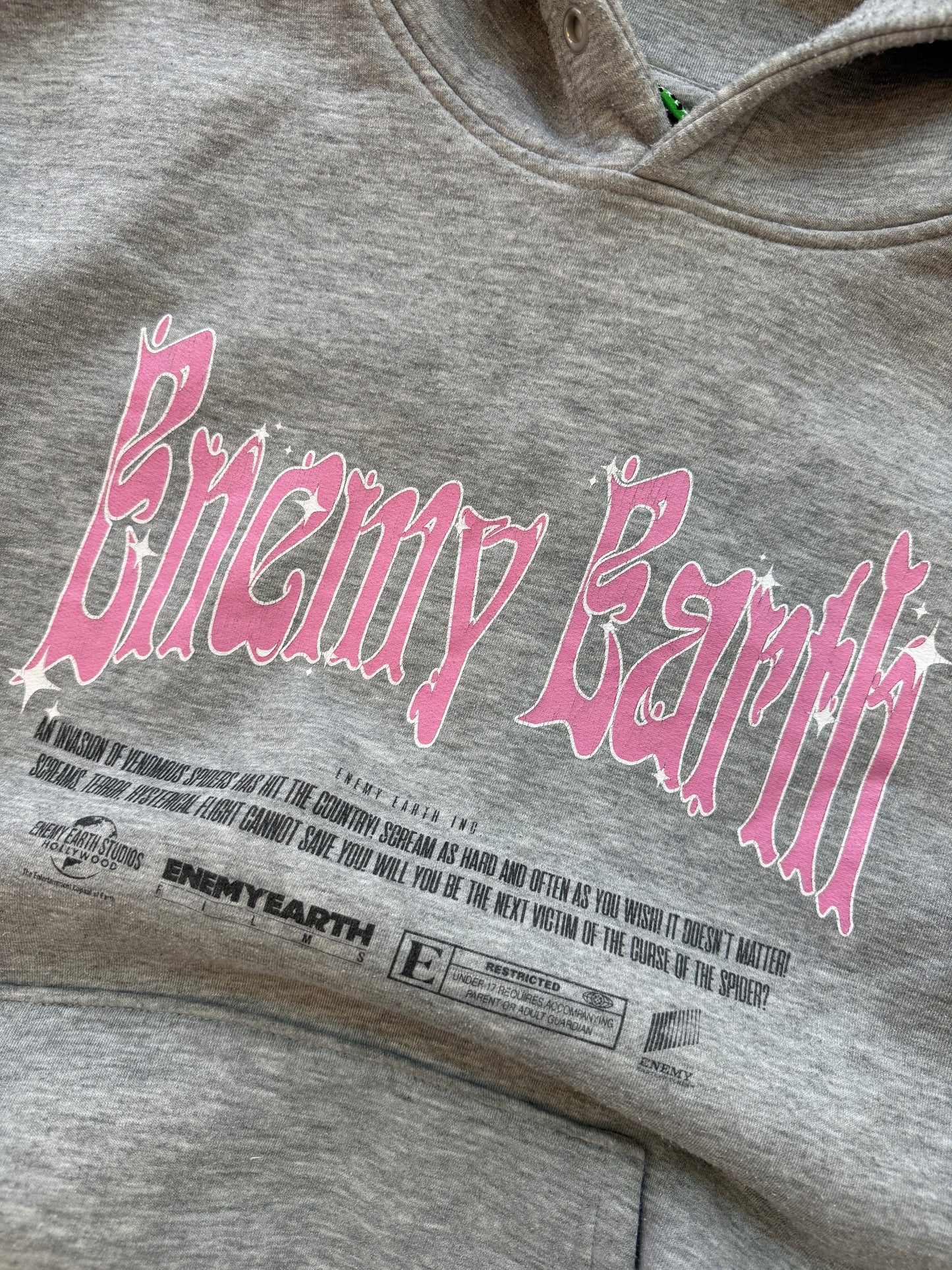 Enemy Earth Hoodie grau