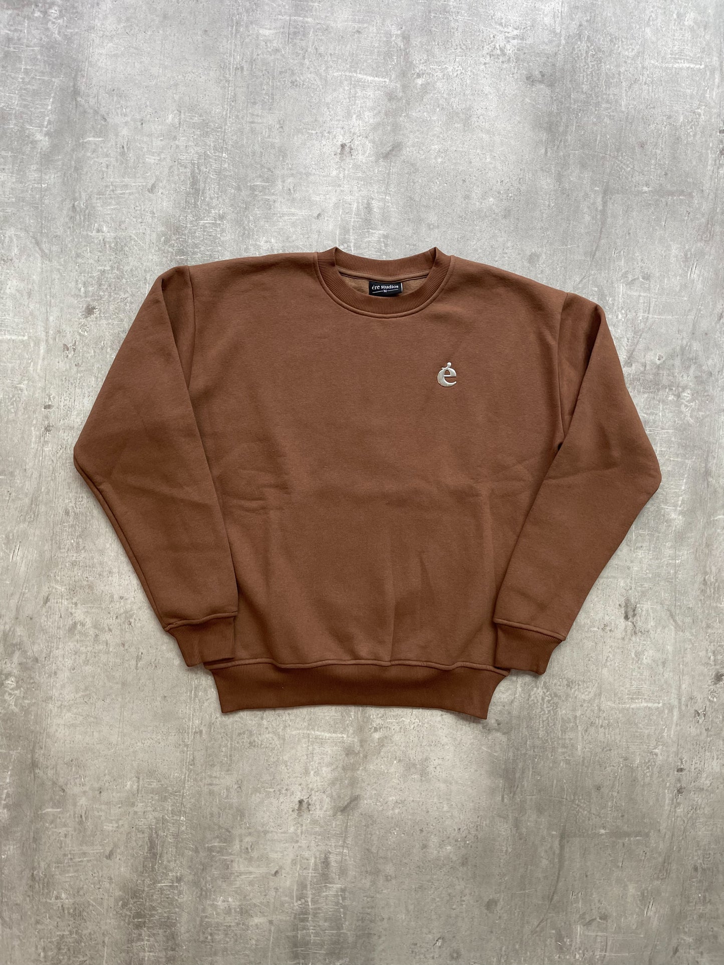 Ére Studios Sweater braun