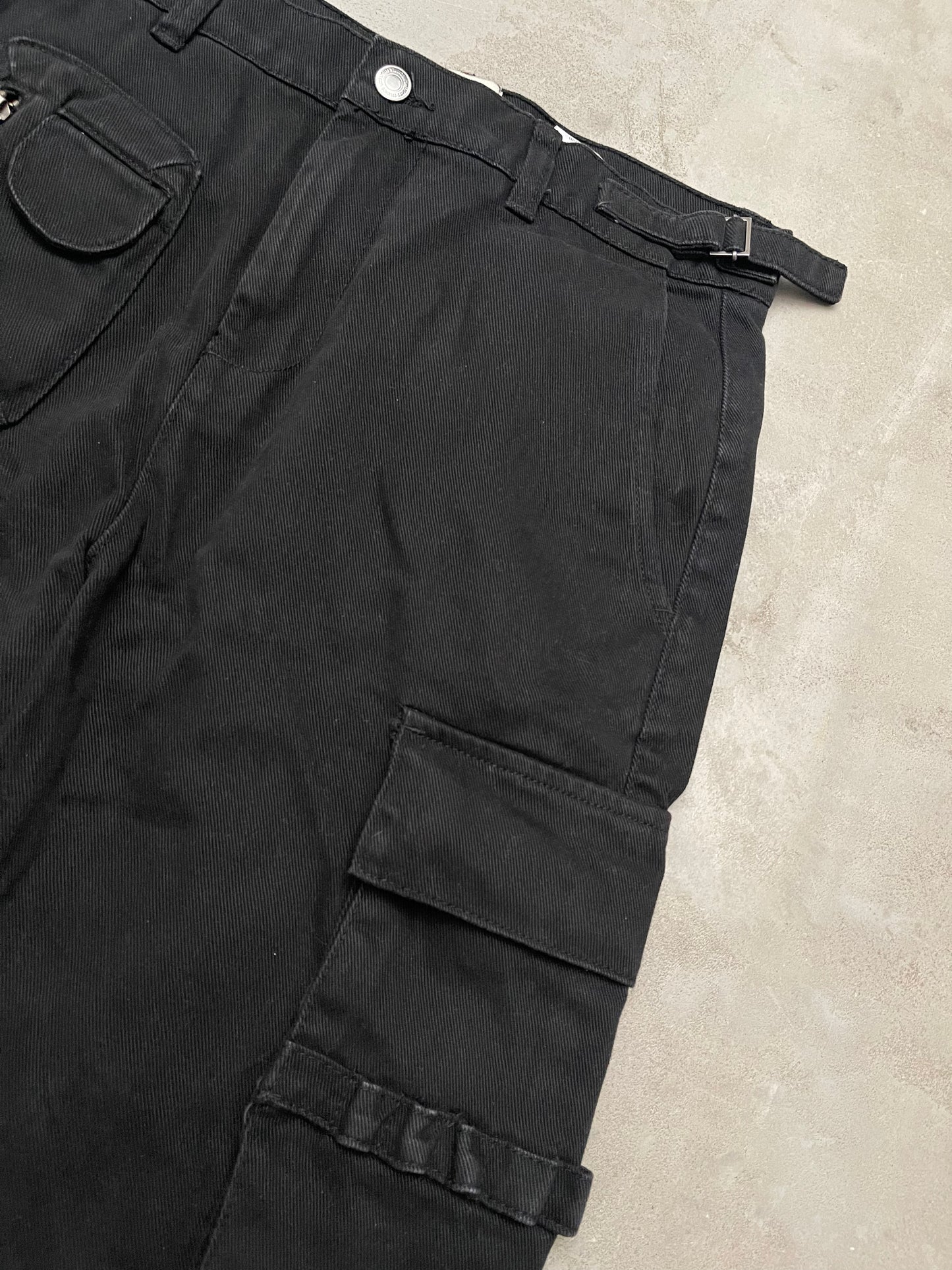 LowLightsStudios Cargo Shorts schwarz