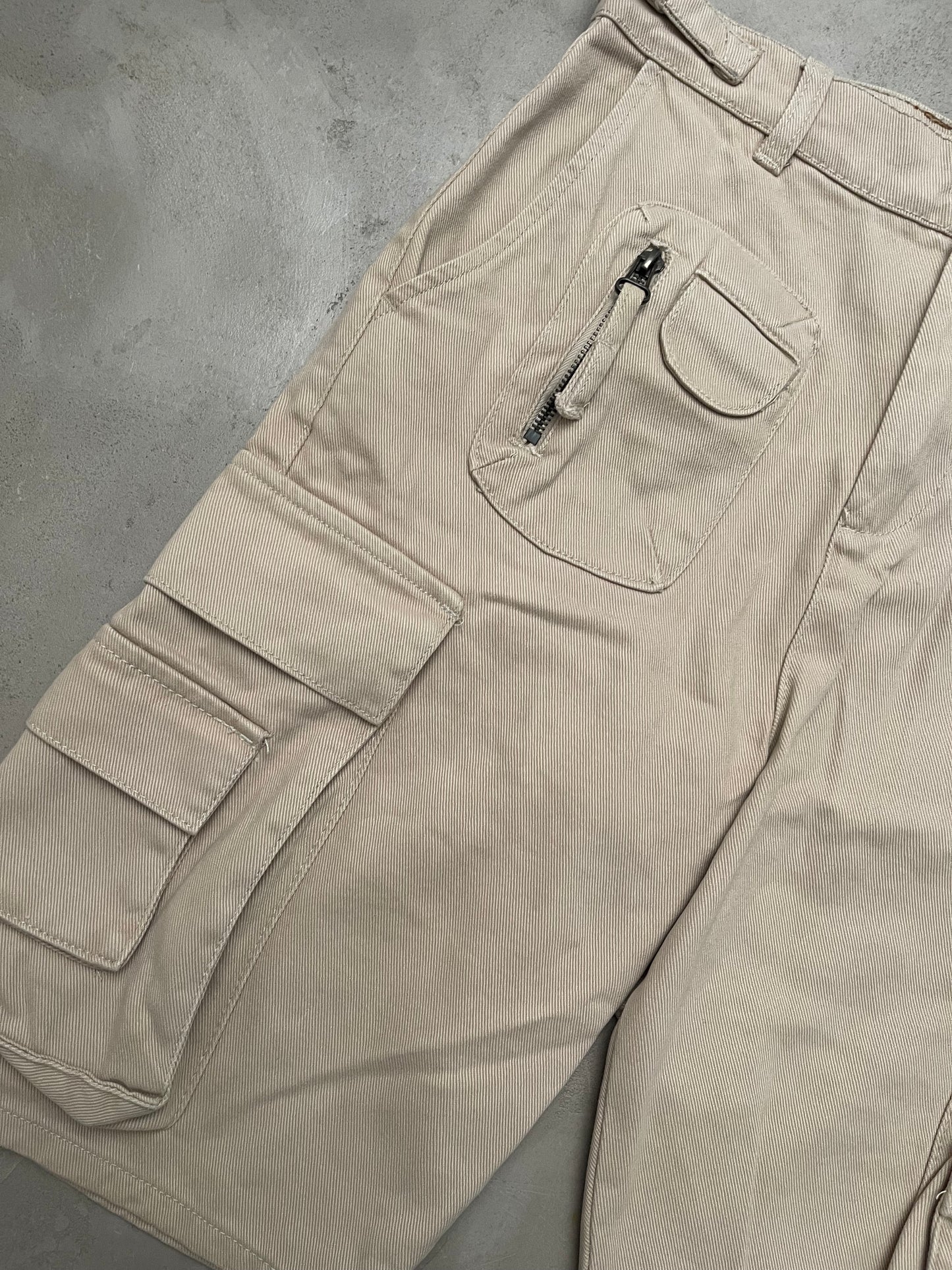 LowLightsStudios Cargo Shorts beige