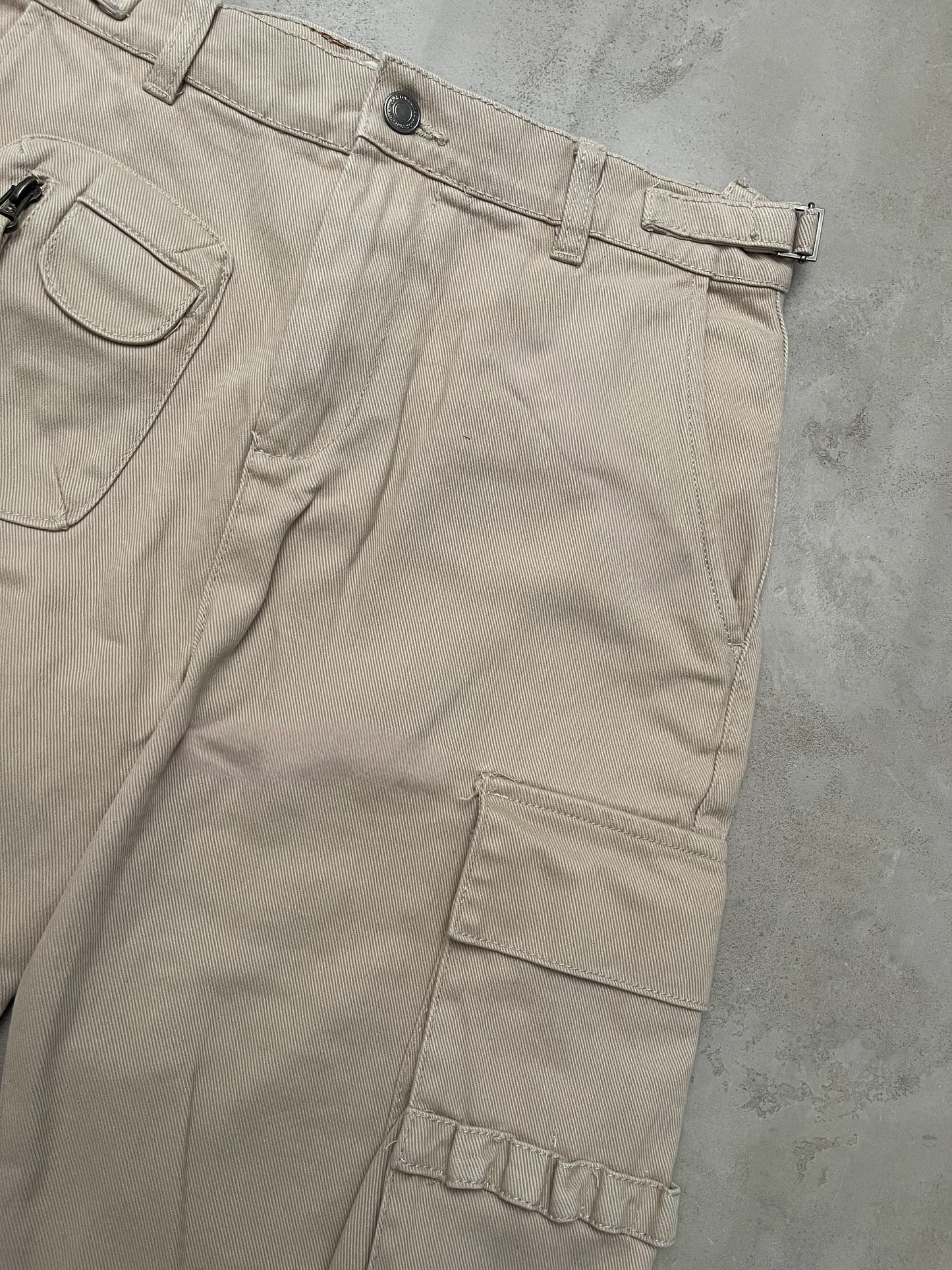 LowLightsStudios Cargo Shorts beige